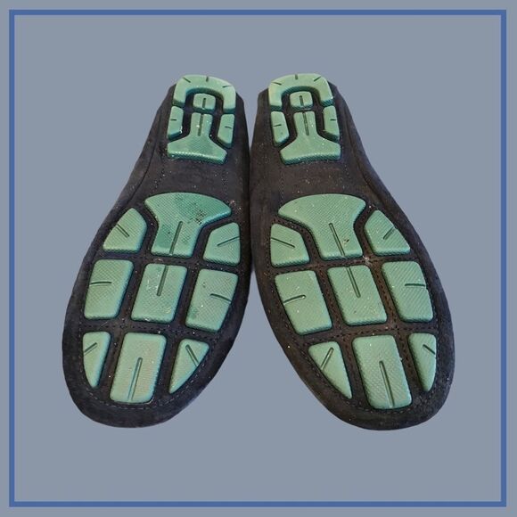 Ugg "Meena" Blue Suede Moccasins Loafers 6 - Picture 5 of 5